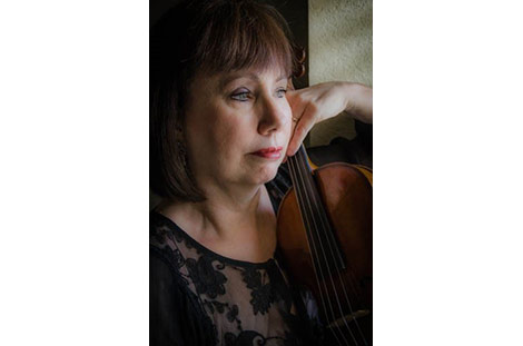 Lynn Ledbetter, violin