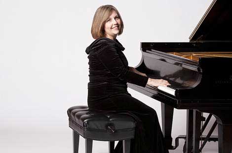 Martha Thomas piano