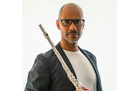 Ysmael Reyes flute